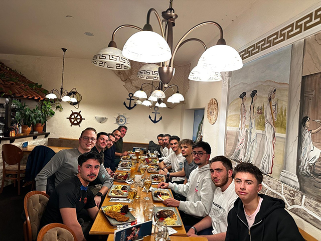 Brauereii Mittagessen